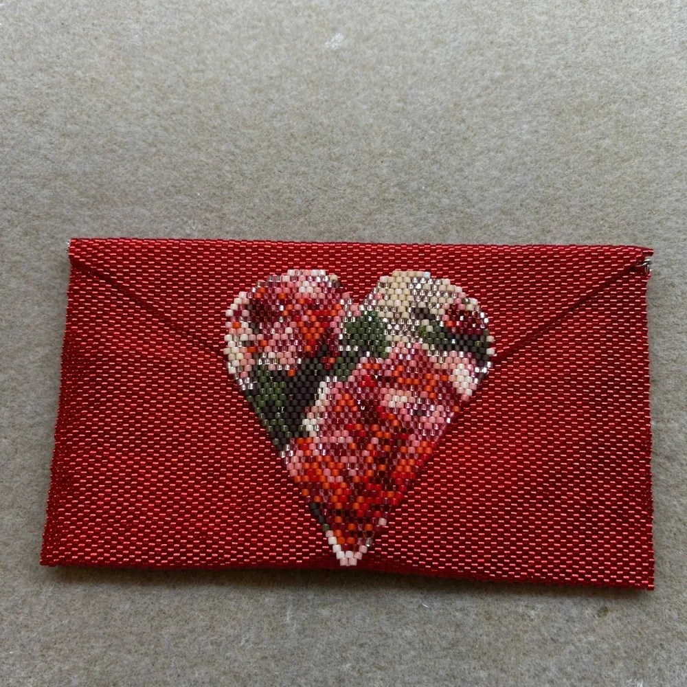 Red Beaded Pouch - Picture 6 of 8